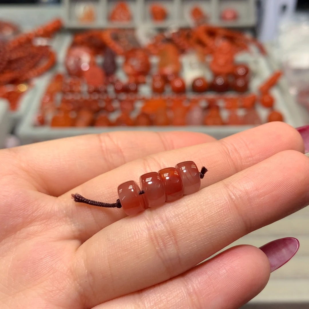 【闪购商品】南红玛瑙直切扩1.5不退换未镶嵌?*王