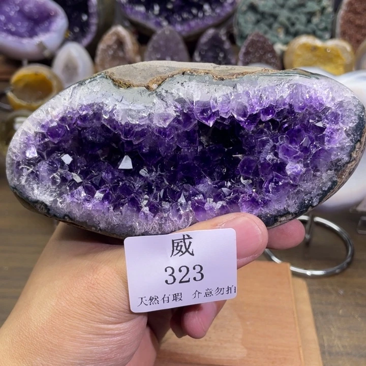 未镶嵌水晶珠宝半成品