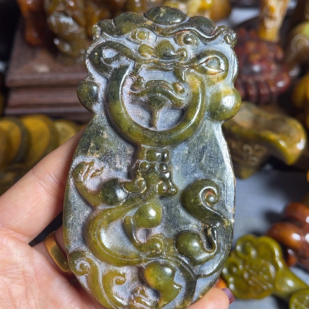 蛇纹石玉合金颈饰