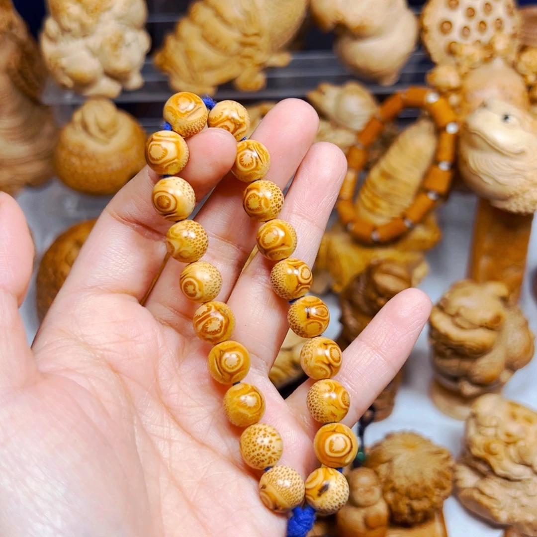 竹根雕竹雕竹钉。