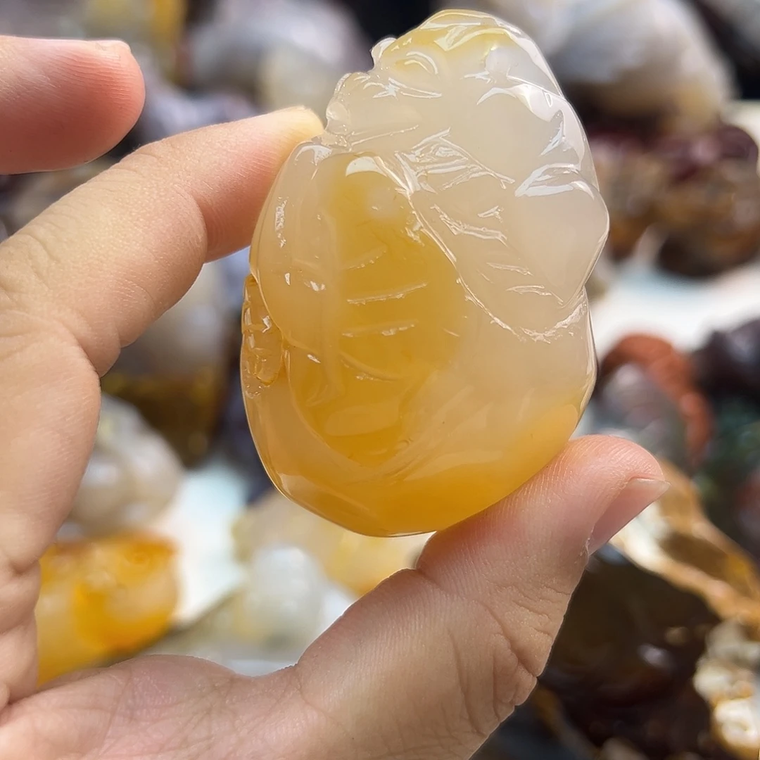 玛瑙/玉髓未镶嵌颈饰