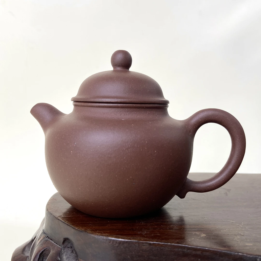 宜兴手工紫砂陶 （鲁小兔）茶壶GS4105-3
