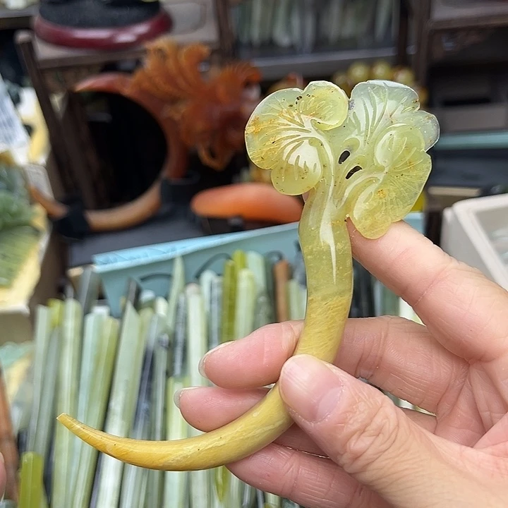 蛇纹石玉未镶嵌发簪