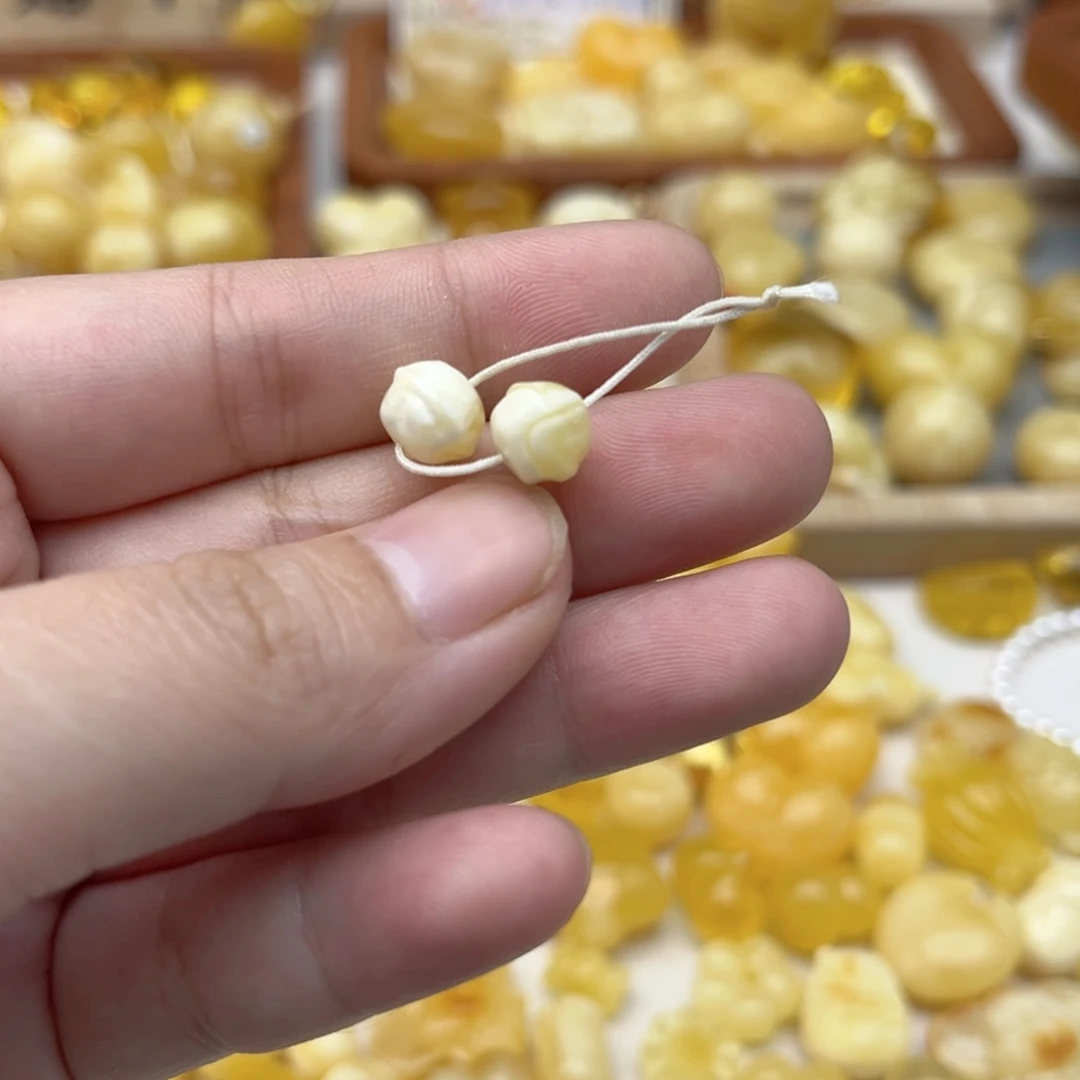 蜜蜡未镶嵌裸石天然