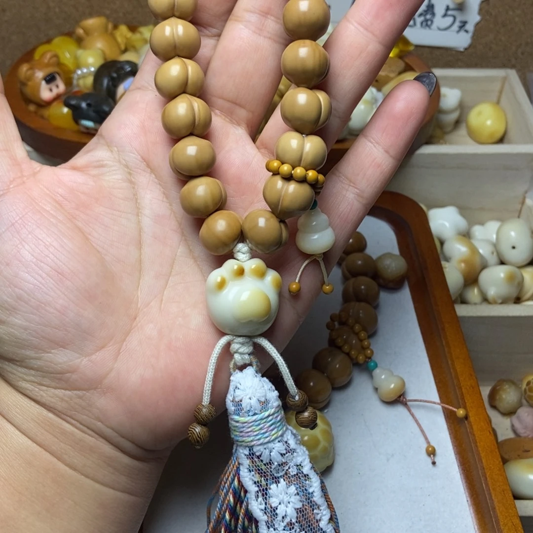 猴头核桃吊坠珂基手持微微瑕整套不退换