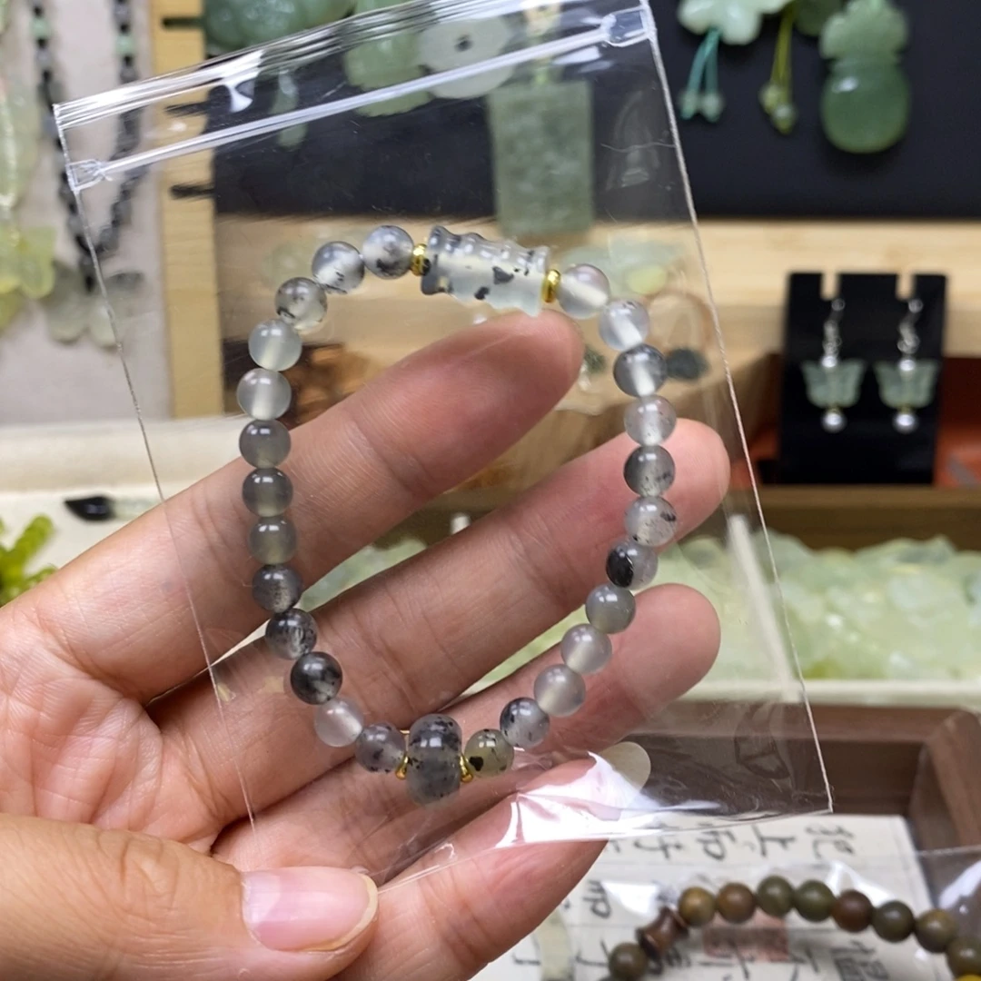 蛇纹石玉未镶嵌岫玉