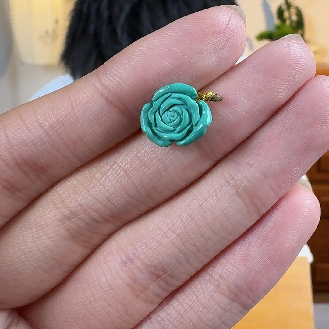 绿松石未镶嵌珠宝奇石