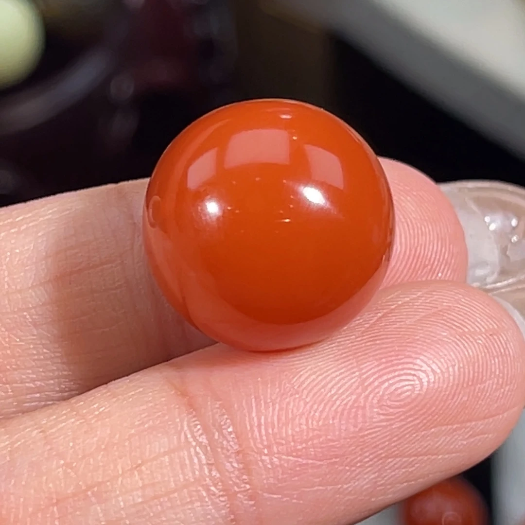 南红玛瑙未镶嵌大黑洞圆珠15.8mm