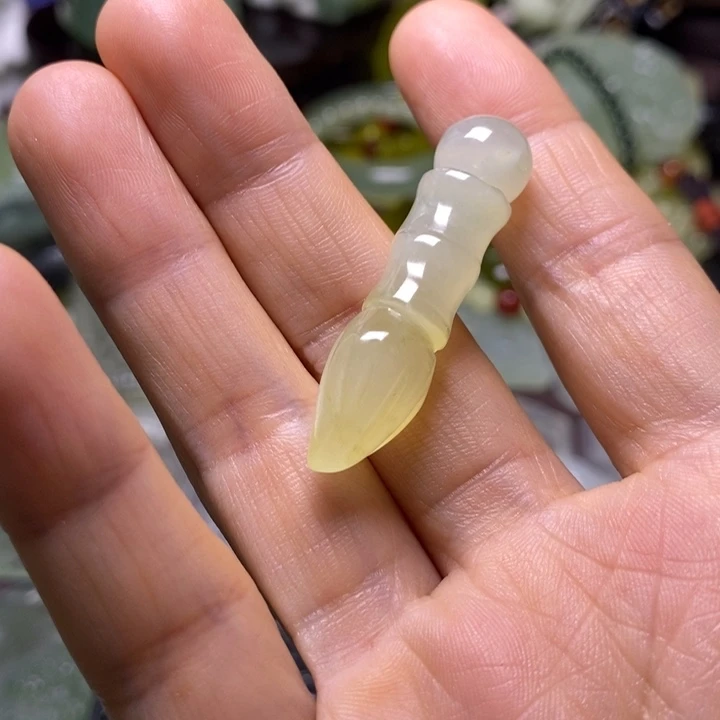 岫玉未镶嵌岫玉颈饰
