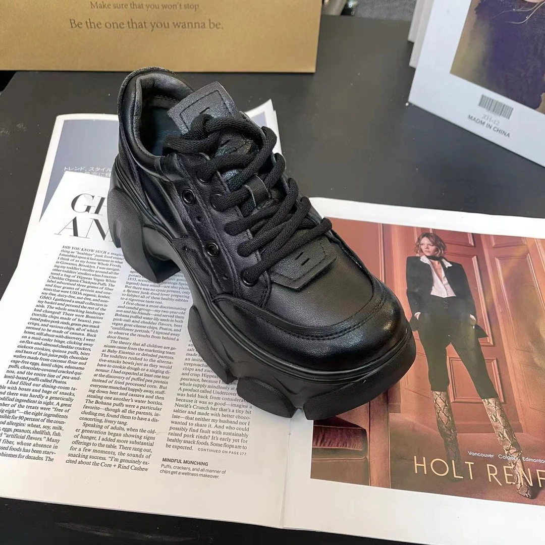 平底/秋季上新经典新款时尚百搭简约厚底单鞋11A8309