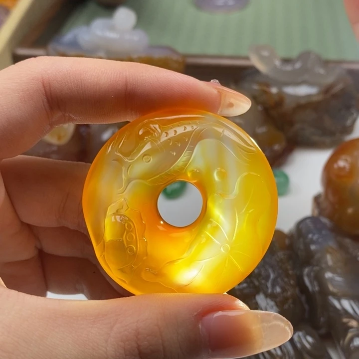 玛瑙/玉髓未镶嵌颈饰