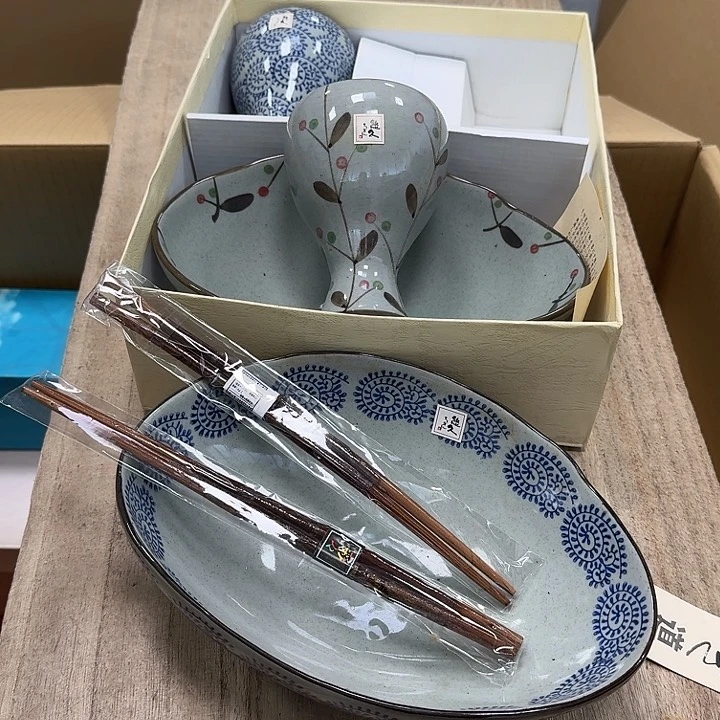 瓷片噗哈哈哈哈哈哈哈哈哈哈哈