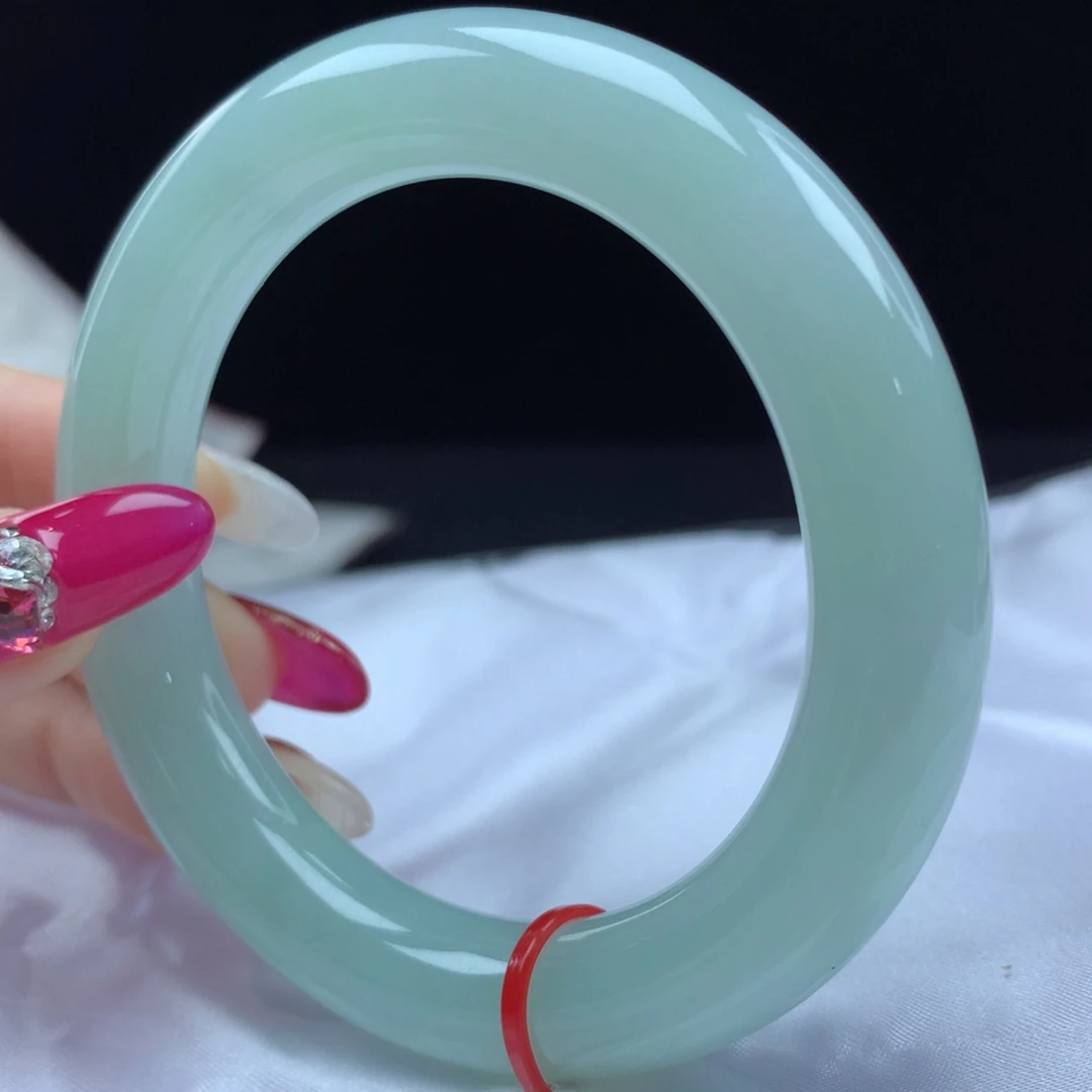 未镶嵌手镯（圆镯）翡翠6612，