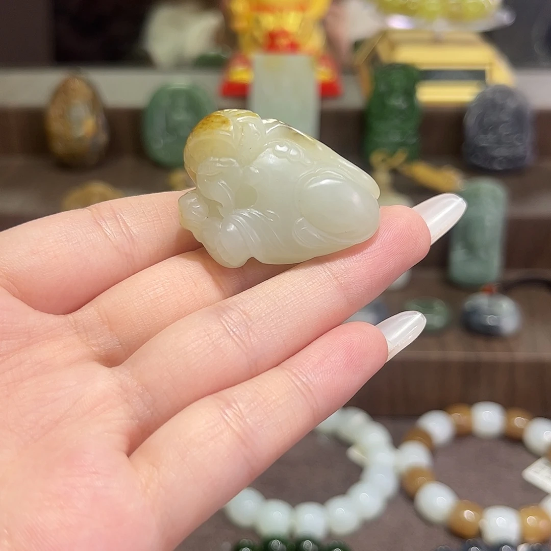 和田玉未镶嵌手串