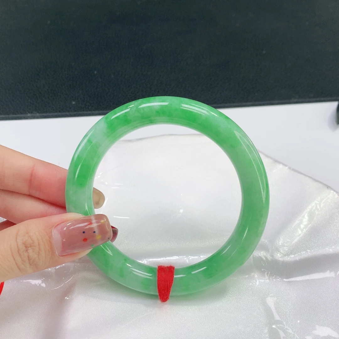 未镶嵌手镯翡翠707