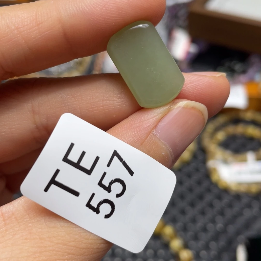 合成水晶未镶嵌挂件