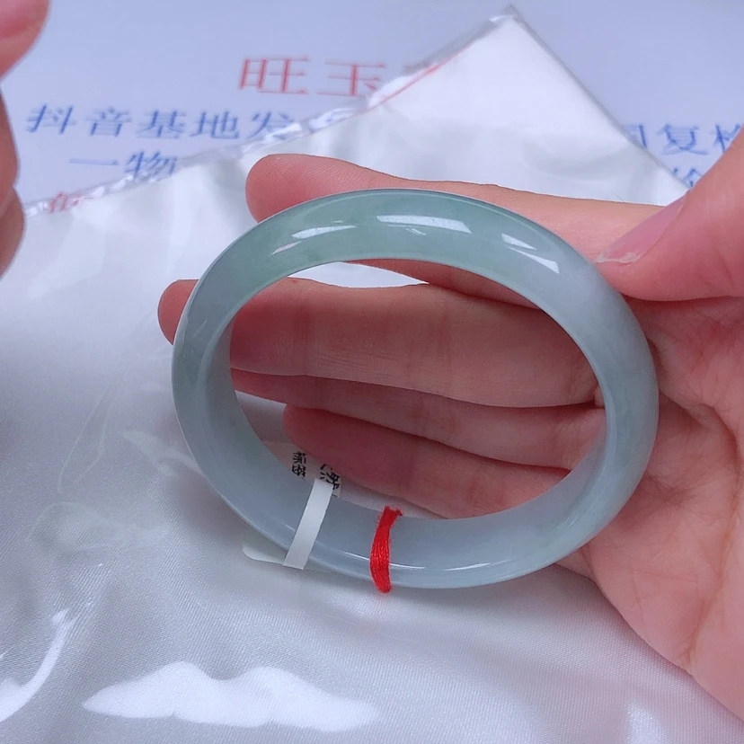【闪购商品】未镶嵌手镯翡翠