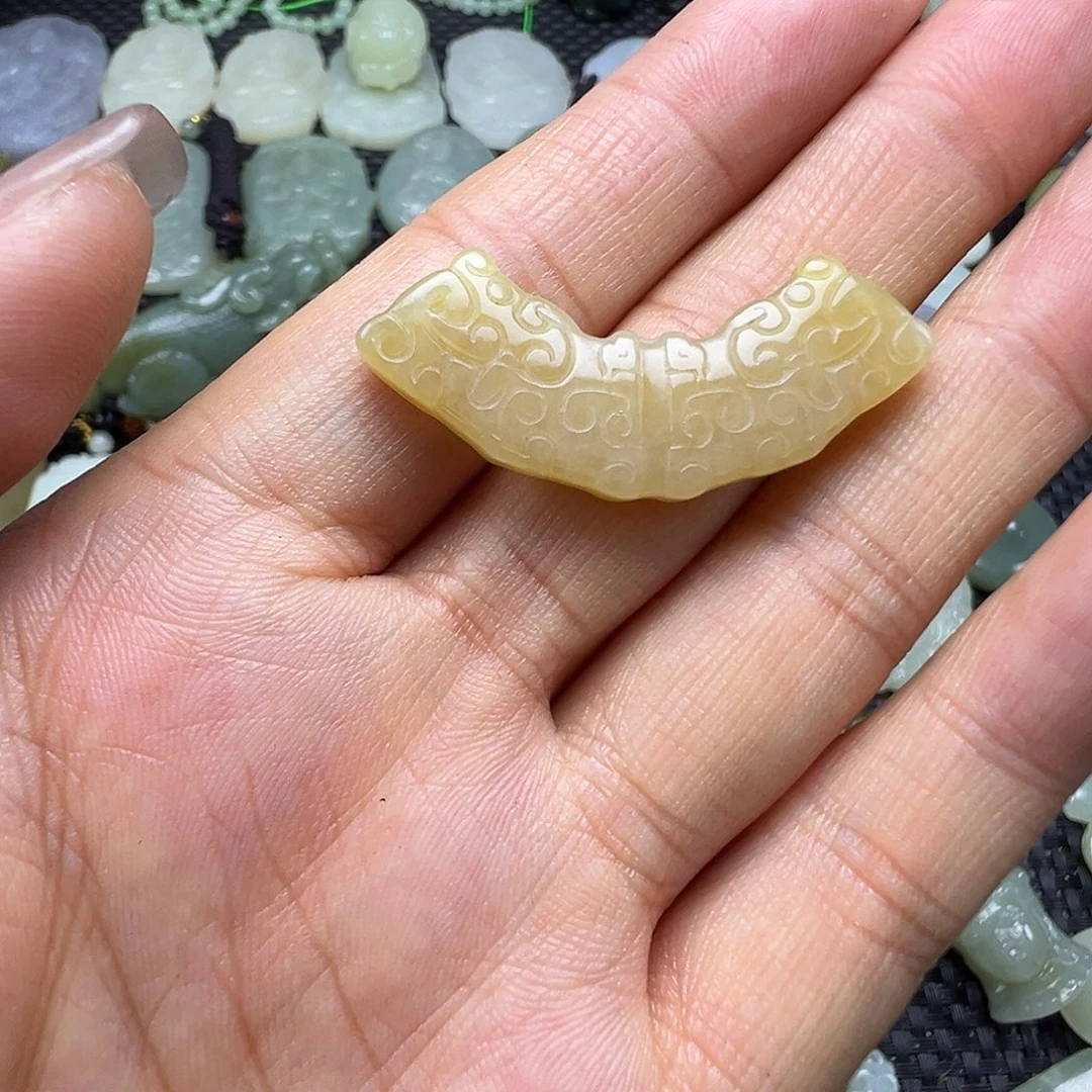 和田玉未镶嵌吊坠(不含链)