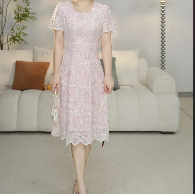 X03蕾丝碎花少女印花显瘦日常甜美气质时尚绣花连衣裙