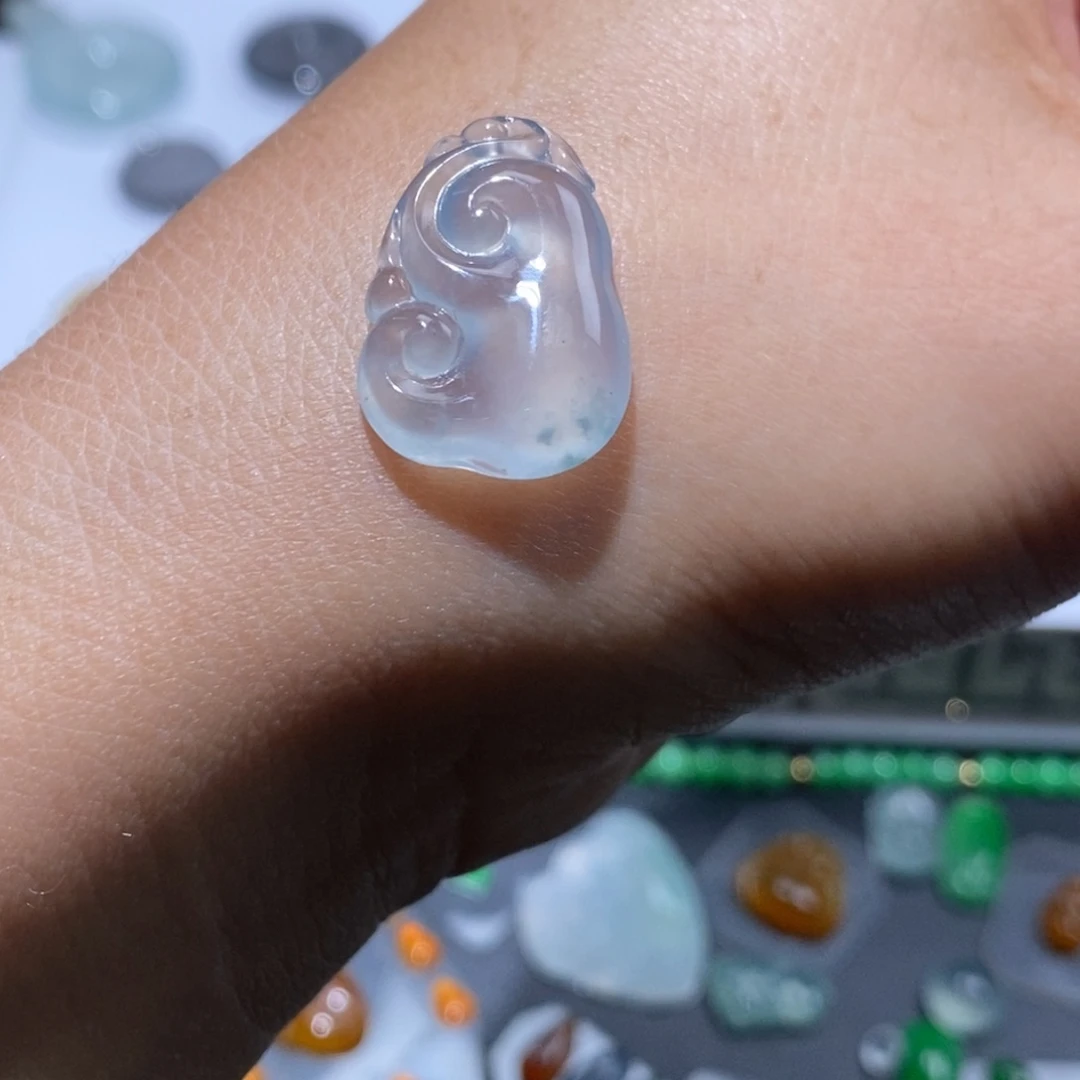 定制翡翠未镶嵌翡翠