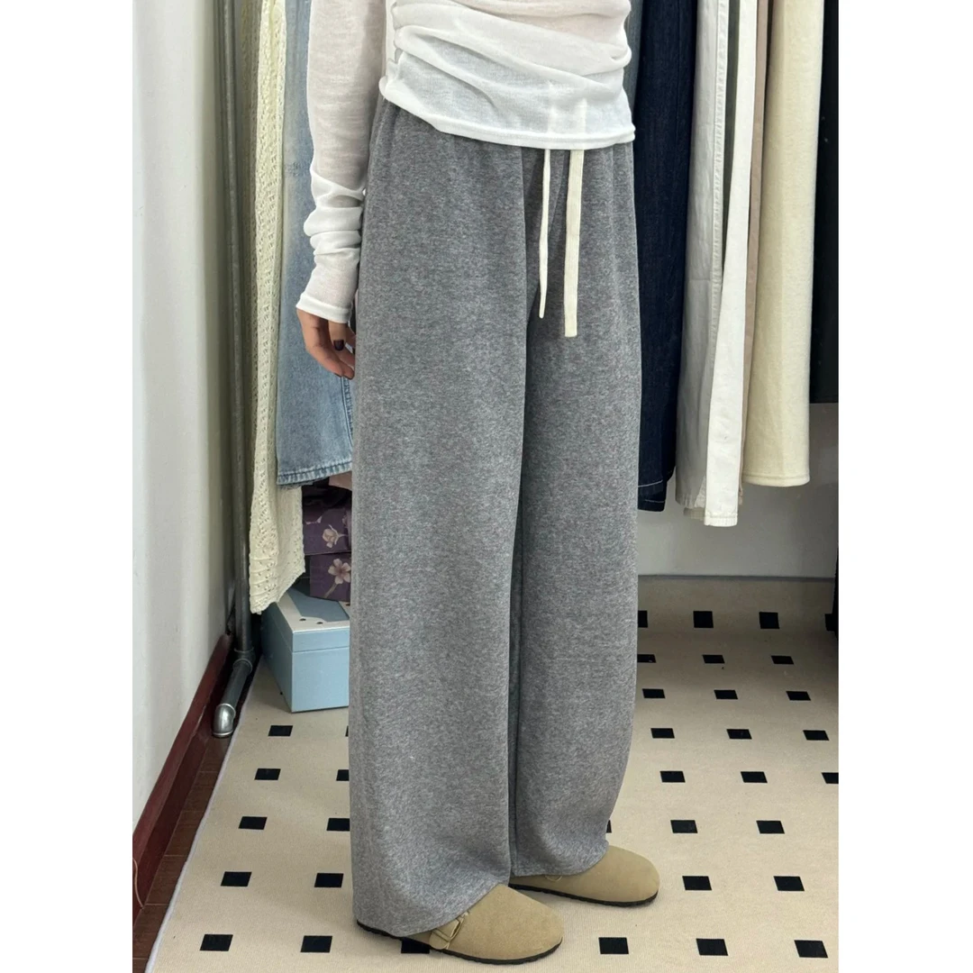 简约百搭垂感直筒卫裤女2025秋季大码松紧腰梨形身材阔腿休闲长裤