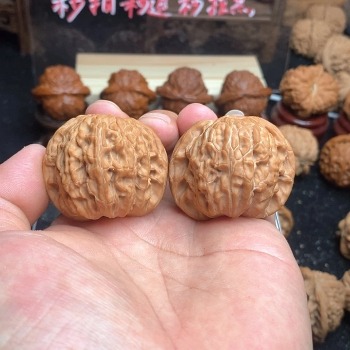 文玩核桃吊坠进***蛙磨盘