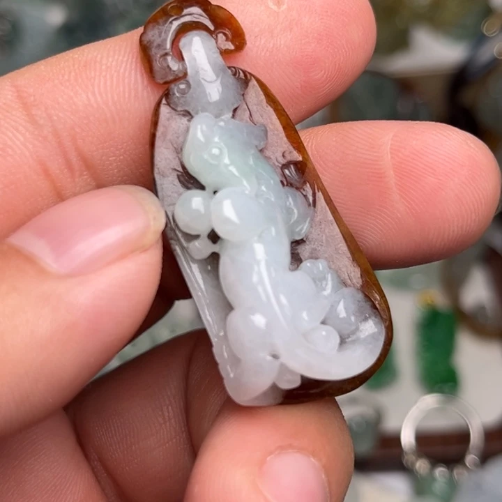 颈饰未镶嵌翡翠貔貅