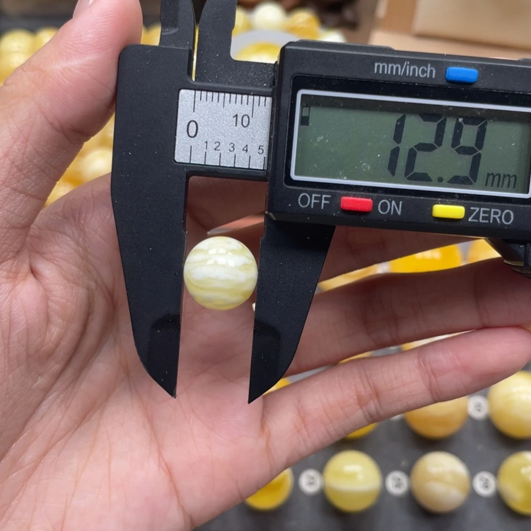 凡***]琥珀未镶嵌珠宝奇石