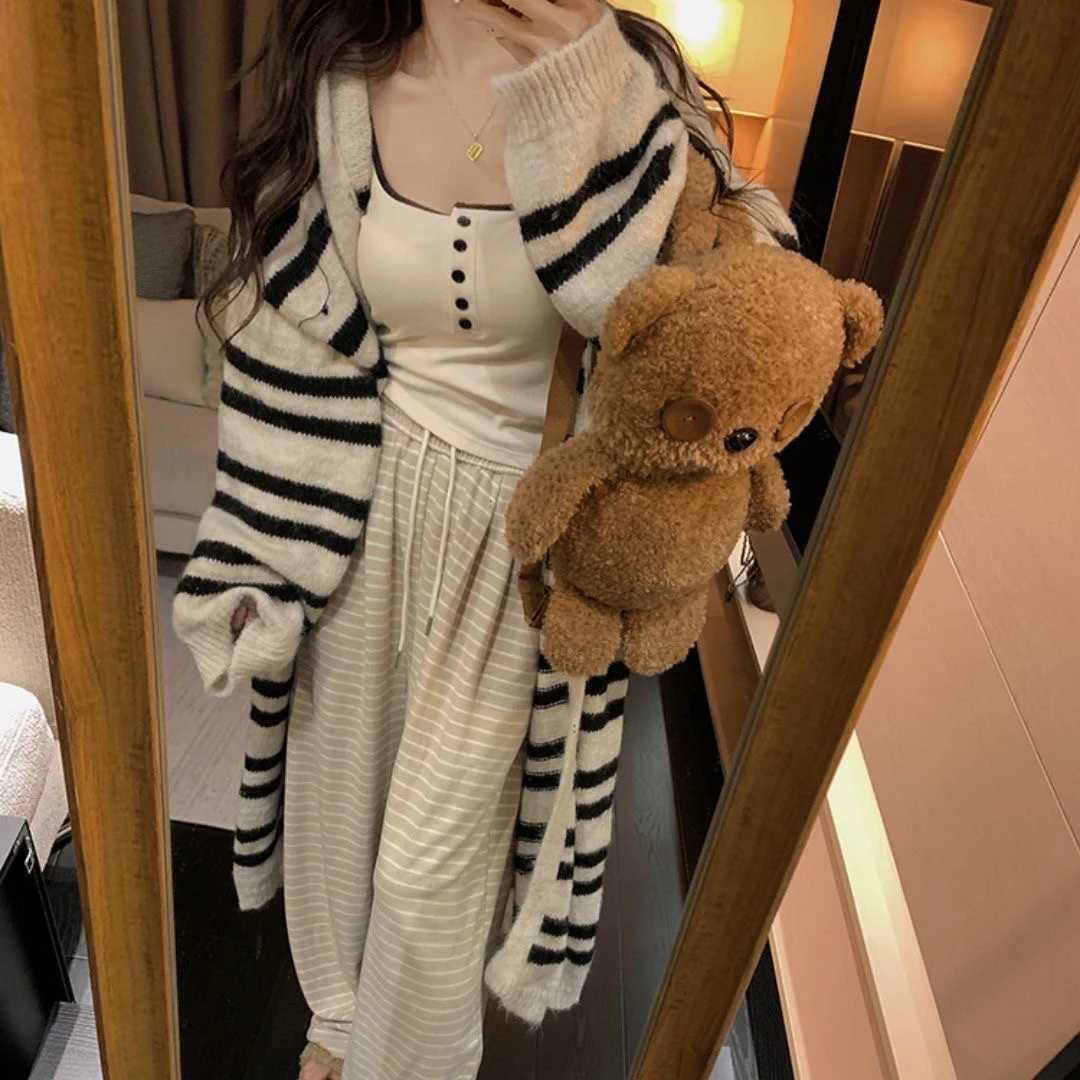 常规拼色开衫款厚款短款毛针织衫毛衣秋冬开衫秋季