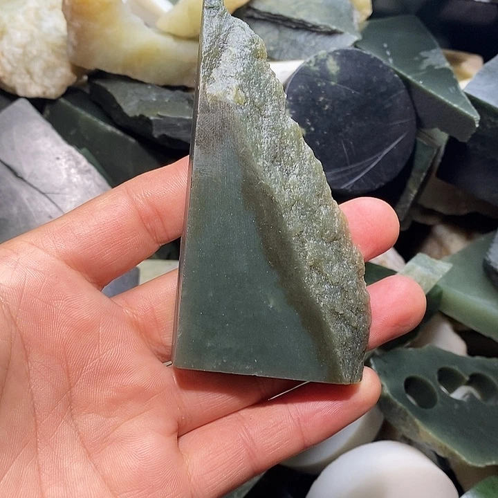 和田玉未镶嵌珠宝奇石