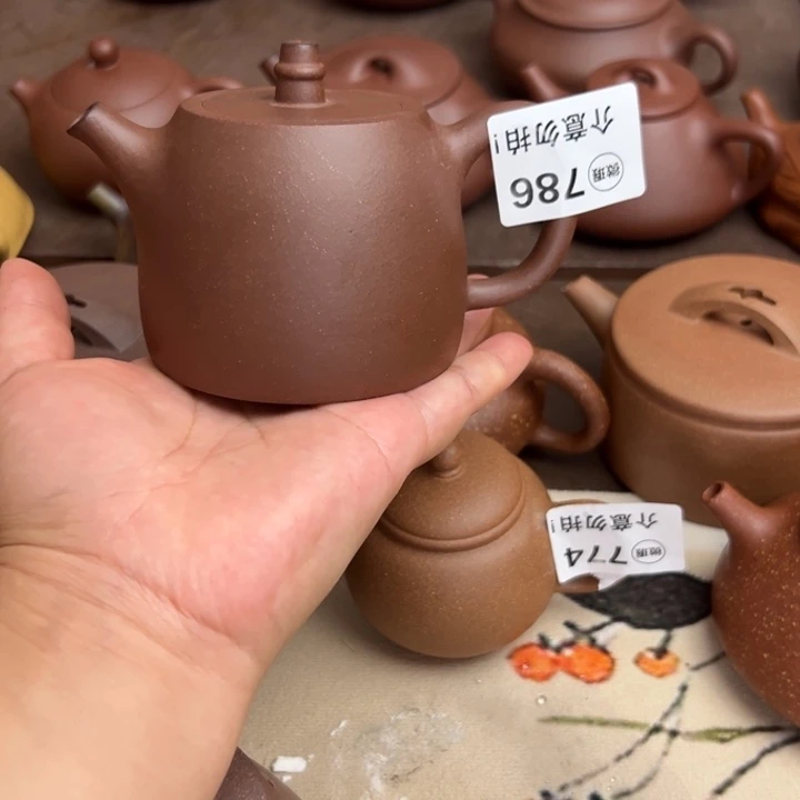 茶壶紫砂底槽清半手工230c左右瑕疵