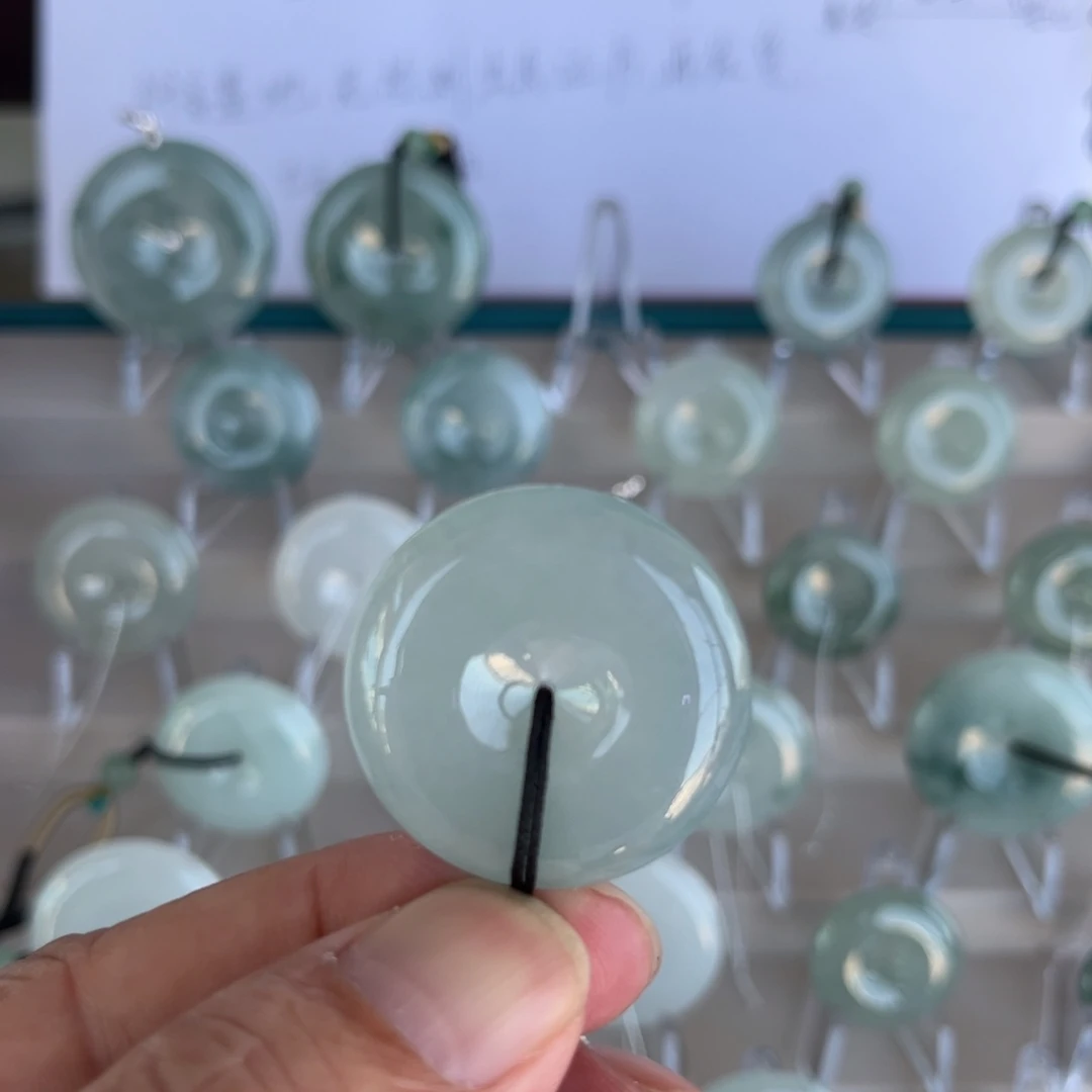 翡翠未镶嵌颈饰天然缅甸翡翠a货平安扣31.6*6.1