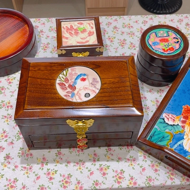 一体款瓷板画艺术作品