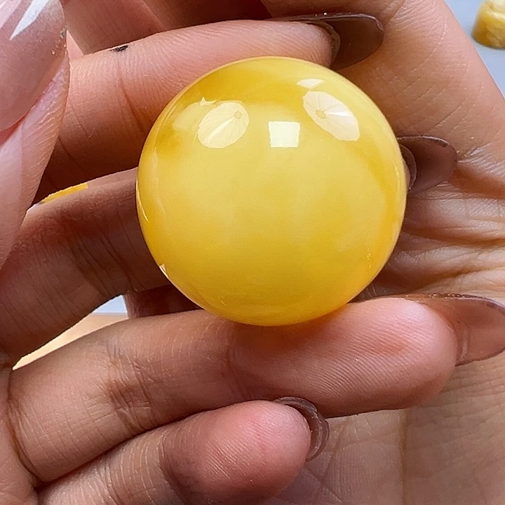 蜜蜡未镶嵌珠宝奇石