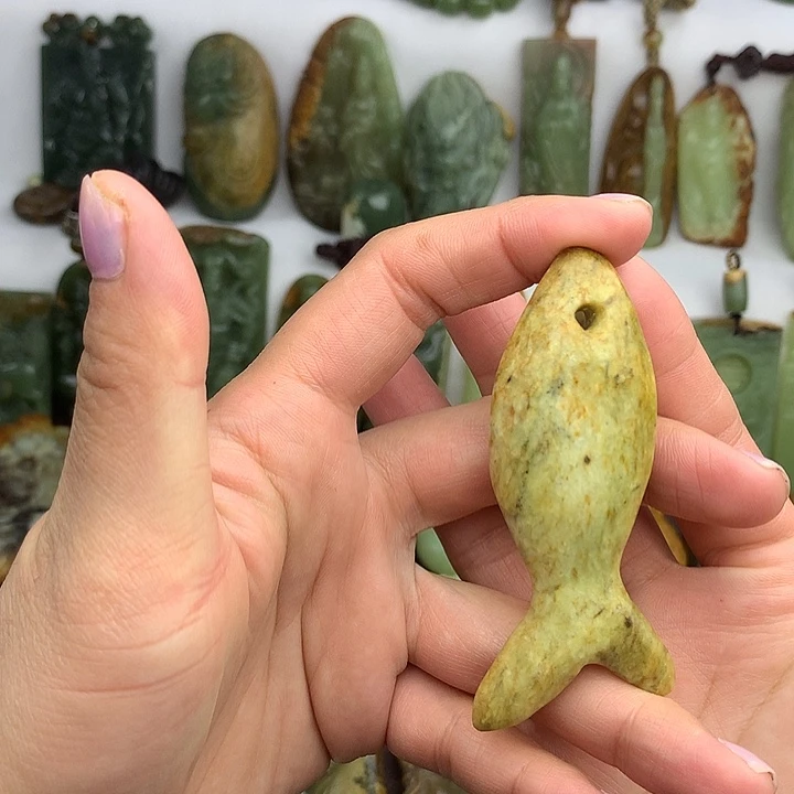 岫岩河磨玉（透闪石质玉）未镶嵌挂件