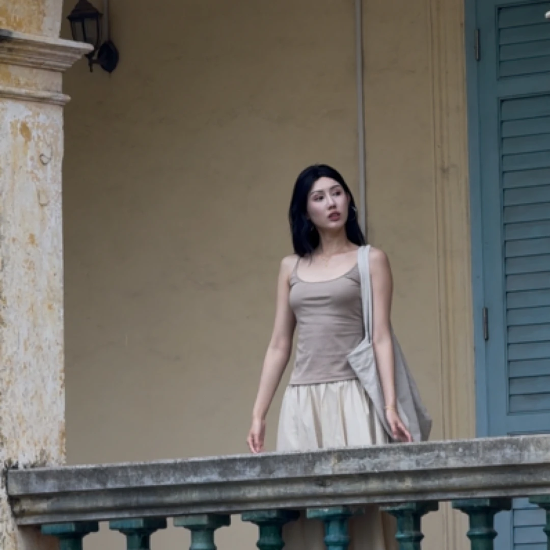 高个子吊带背心女带胸垫夏季单穿打底百搭背心