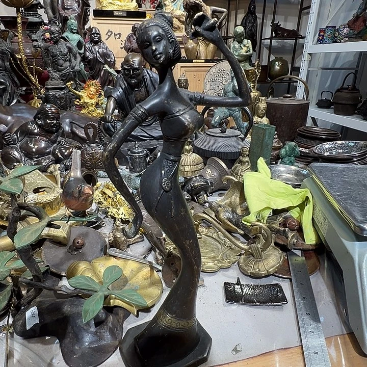 埃***克回流式电容器主要是指260