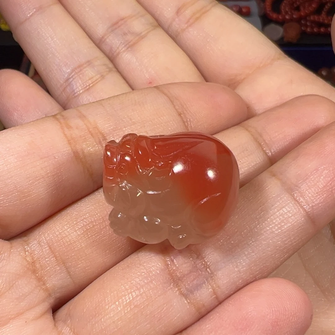 南红玛瑙未镶嵌珠宝奇石翡**姐