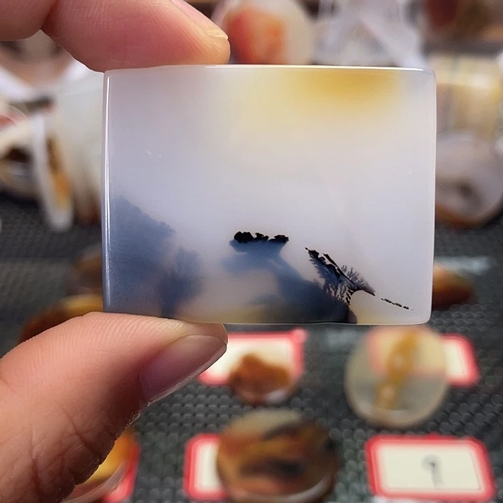 玛瑙/玉髓合金颈饰
