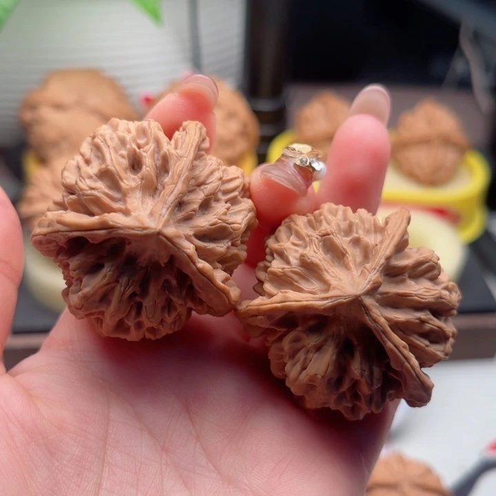 吊坠文玩核桃文玩核桃把件