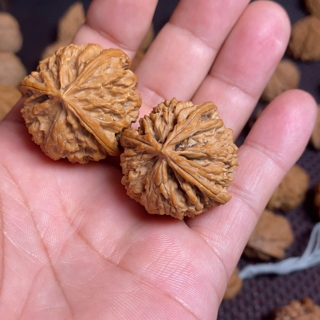 文玩核桃把件别**丶文玩