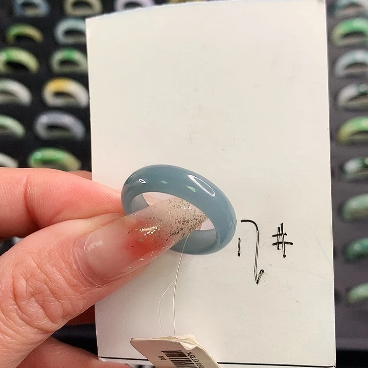 翡翠戒圈未镶嵌翡翠