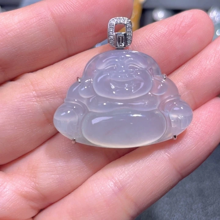 颈饰18K金镶嵌翡翠翡翠