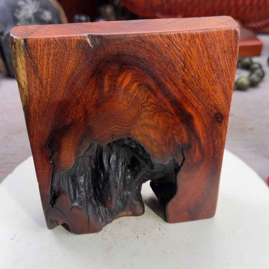 大果紫檀（缅甸花梨）壹**狼