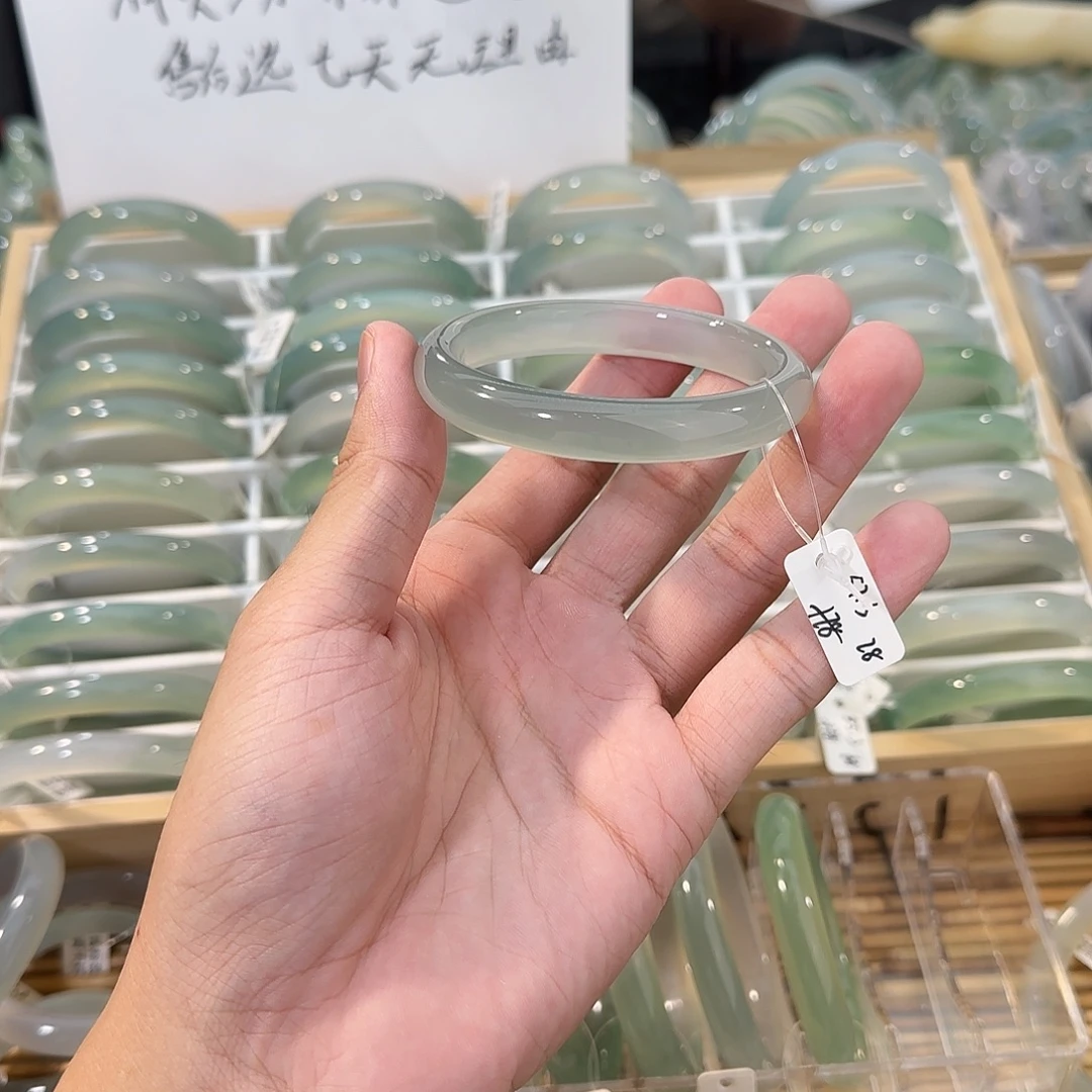 手镯玛瑙/玉髓未镶嵌圈口57.3