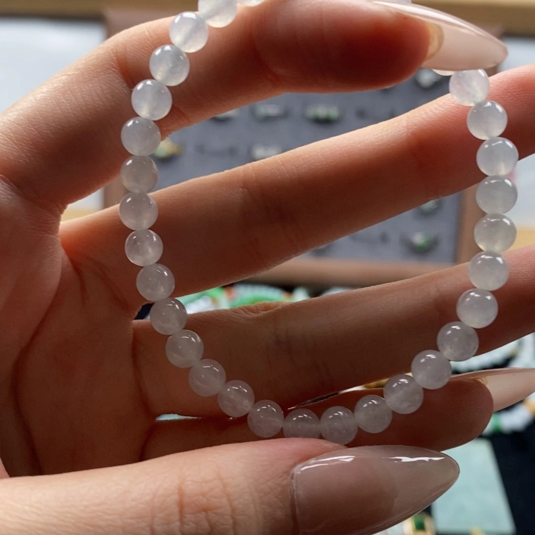 ****当翡翠未镶嵌颈饰你有