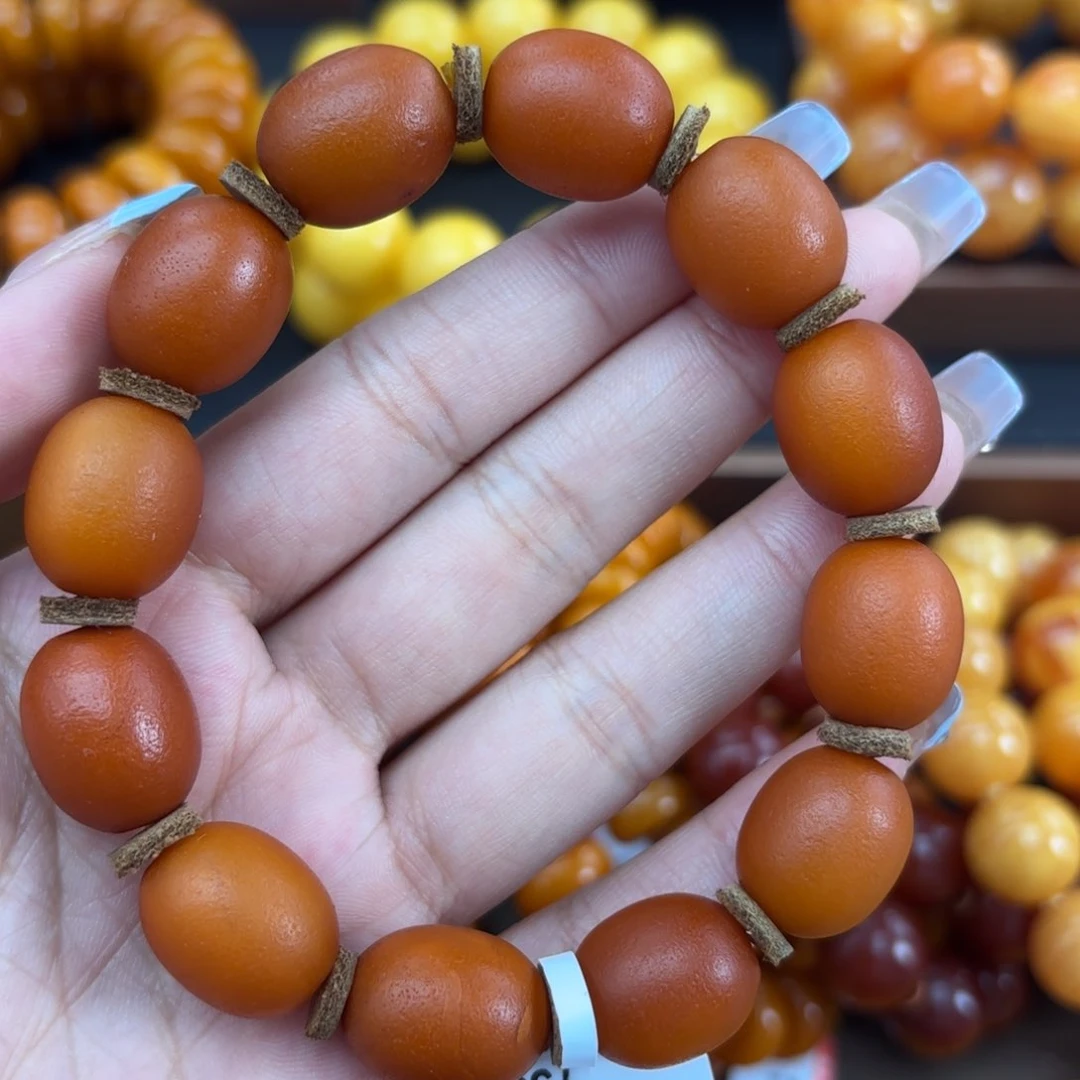 9***未镶嵌颈饰琥珀蜜蜡