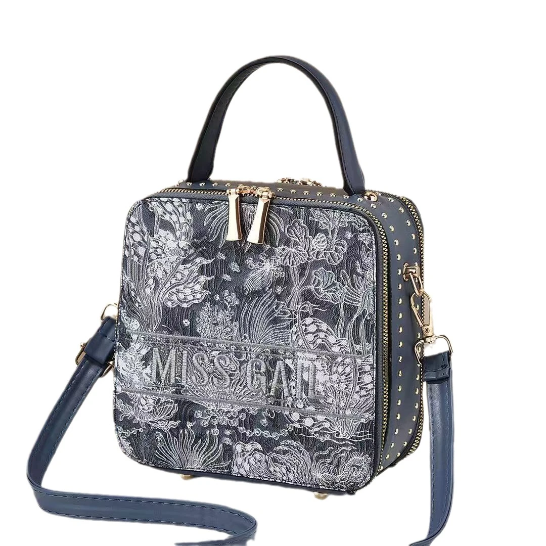 (亮牌灯点关注才可以拍)单肩斜跨手提包气质经典轻奢时尚