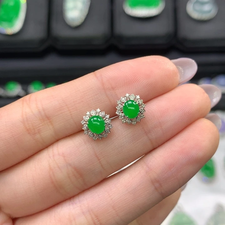 翡翠吊坠(不含链)18K金镶嵌