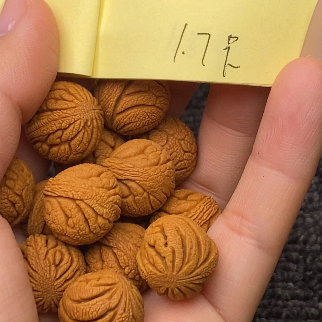 秦岭山脉龙纹桃核 15